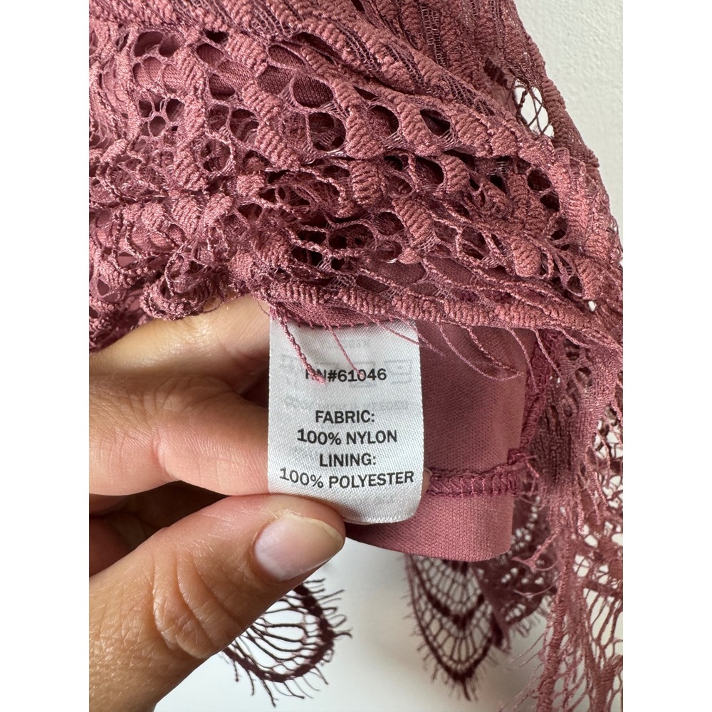 Boho Vanity Women LG Tank Top Mauve Floral Lace Handkerchief Eyelash Hem Lined - Picture 7 of 8